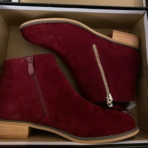 Forever 21 wine colored booties with gold accent.